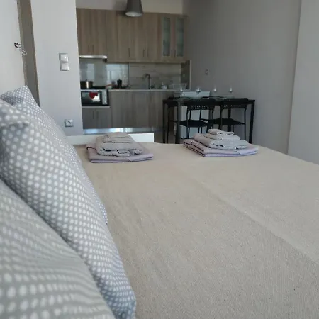 Summer House Athánion