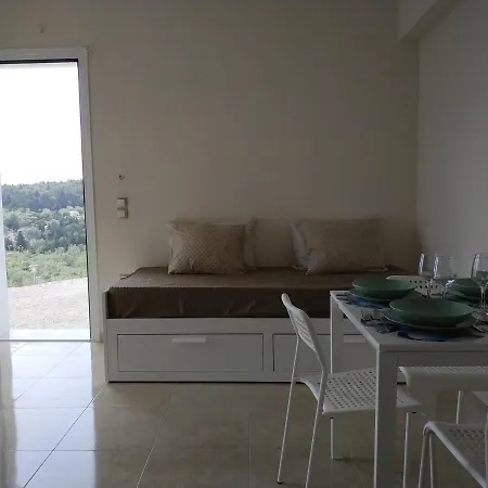 Summer House Apartamento Athánion