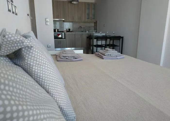 Summer House Athánion